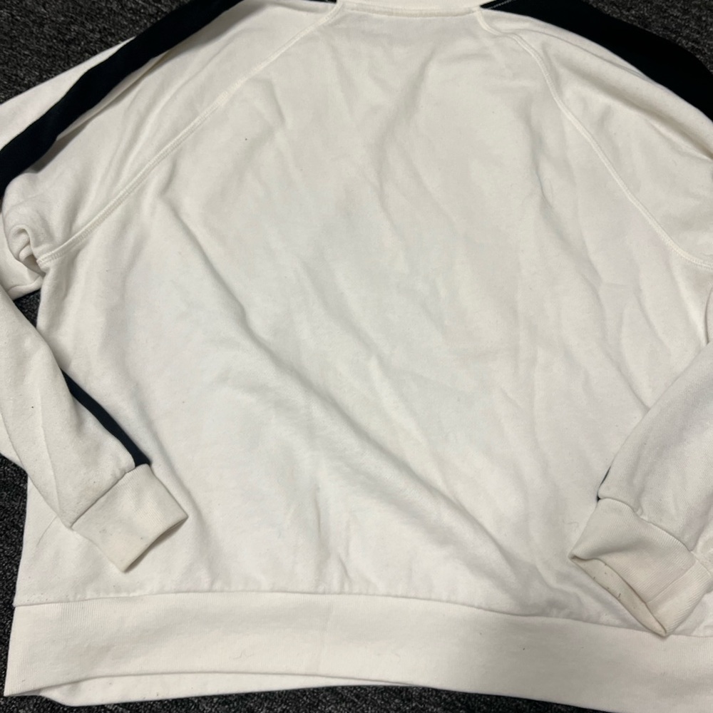 GAP Crewneck - Picture 4 of 4